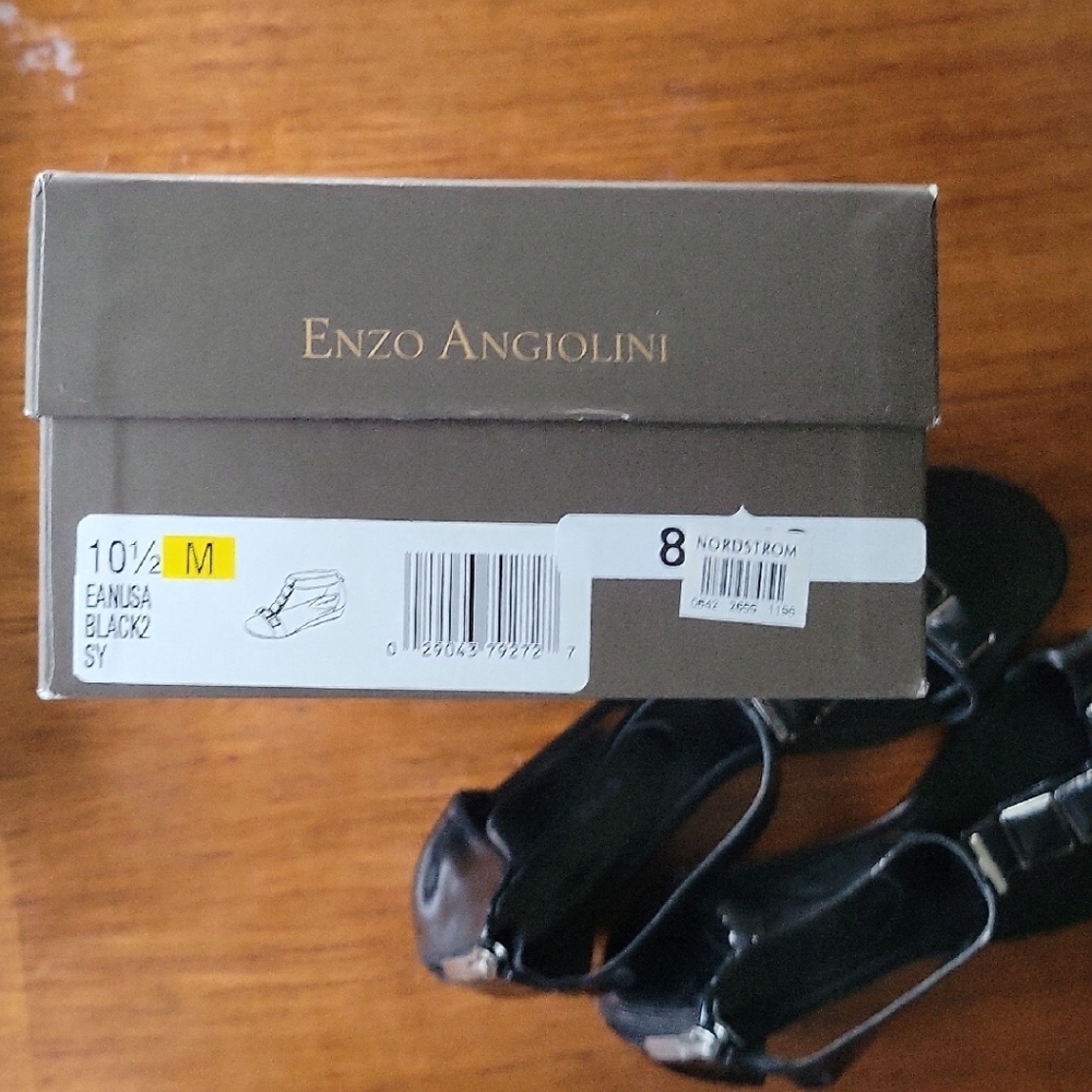 Enzo Angiolini Glossy Black Sandals - Picture 3 of 3